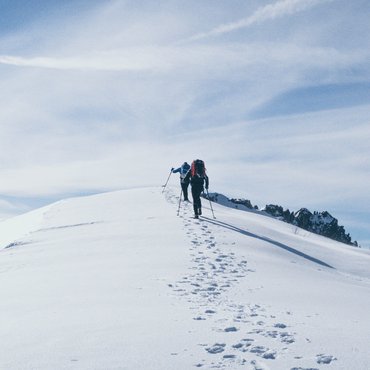 Wonderful winter hiking in Lermoos